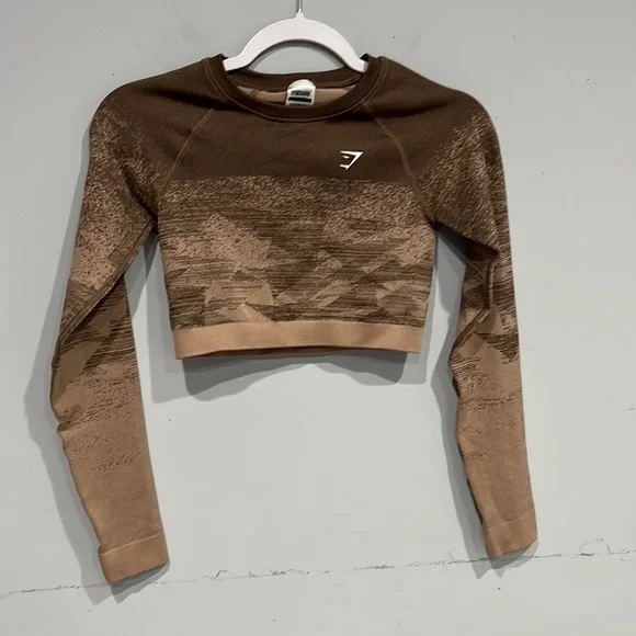 Gymshark Tops Brand New Gymshark Brown Adapt Crop Top Poshmark